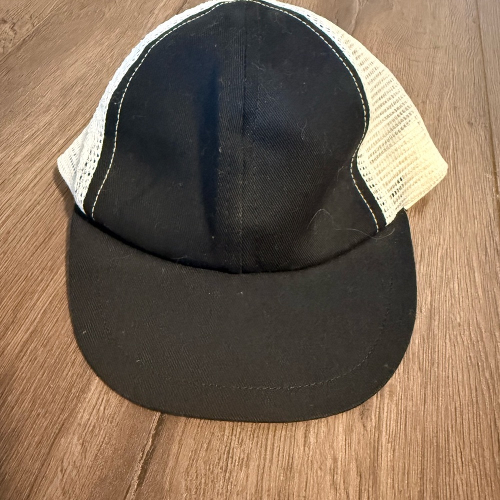 George Hats Black and White Mesh Trucker Hat